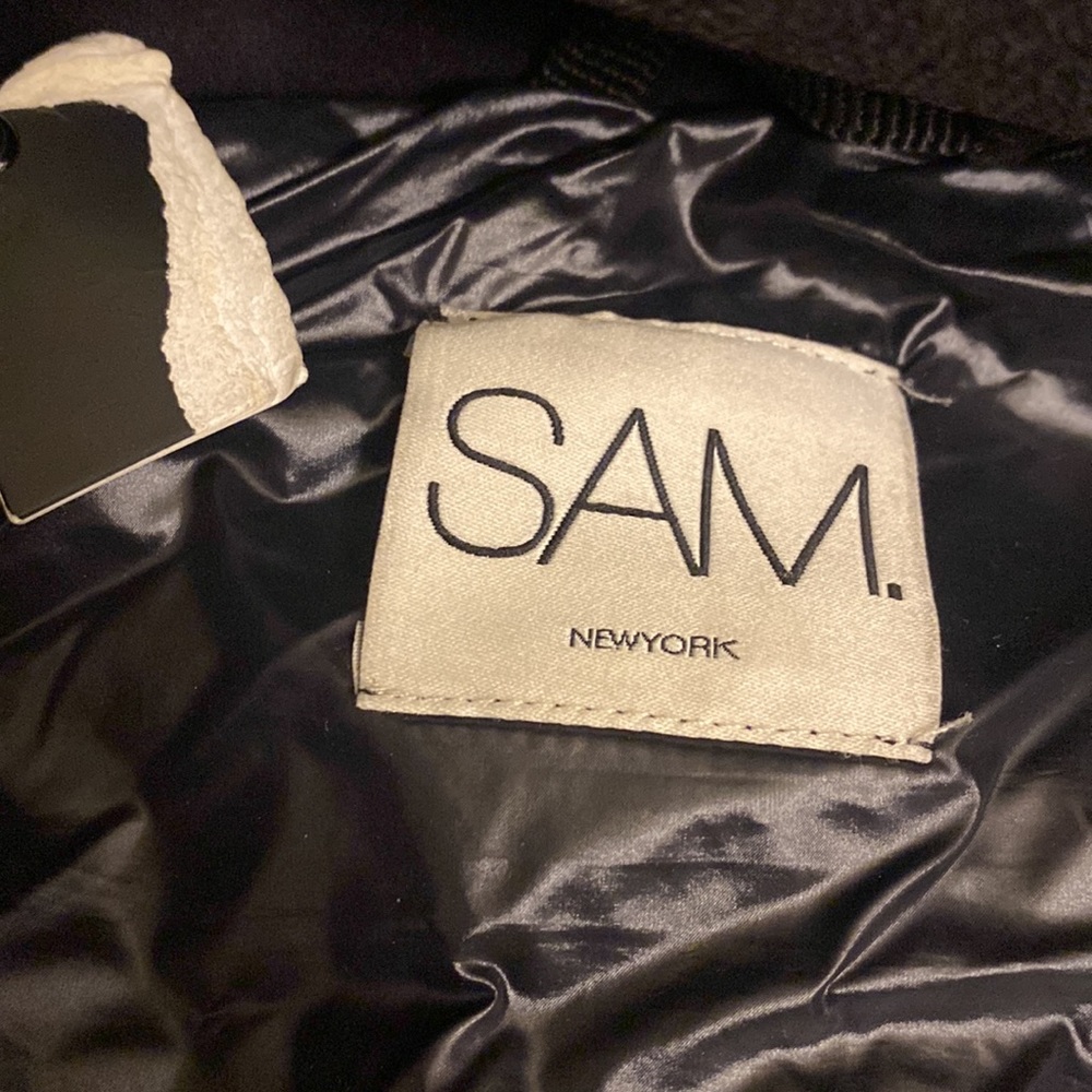 Sam. Puffer Coat - Picture 4 of 8